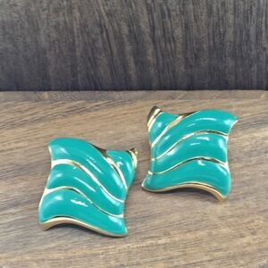 80's Square Enamel Earrings Pierced Green Gold Tone Metal Statement Costume VTG